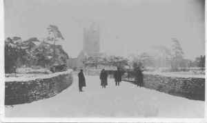 Christmas in Bishops Cleeve  C1940
